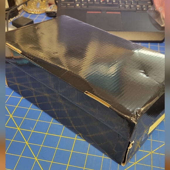 Floral Rose Canvas Sneakers with Black Accents Size 8 (38) - Picture 13 of 13